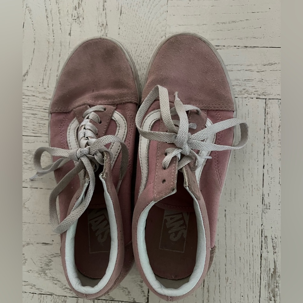 Van Tennis Shoes